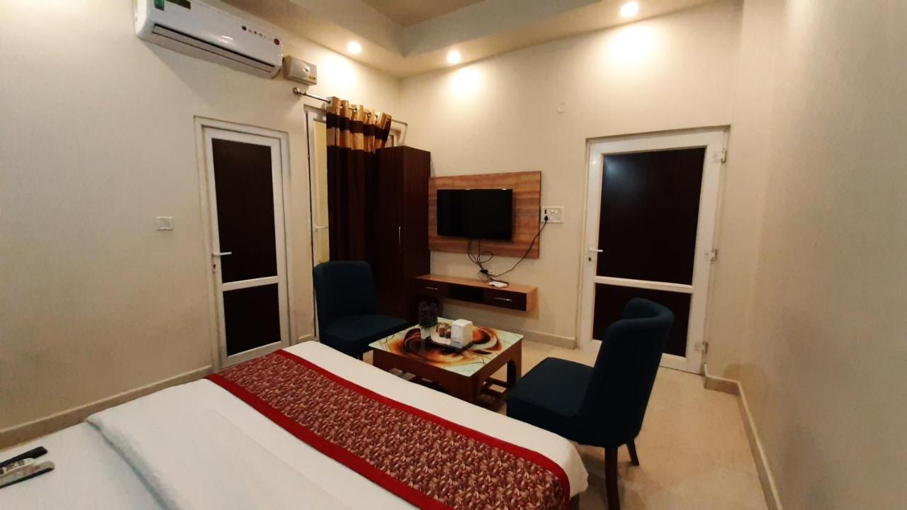 Hotel Ventures Inn Amritsar Zewnętrze zdjęcie